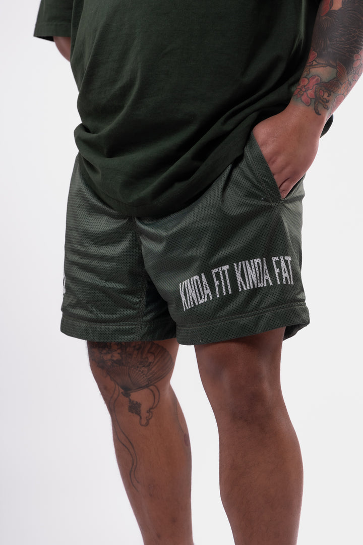 Cafeteria Signature 5.5" Mesh Shorts